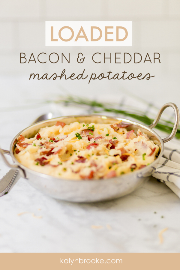 Mashed potatoes are a must at Thanksgiving, and this bacon cheddar mashed potatoes recipe gives the average potato a gourmet upgrade. Topped with a savory trio of bacon, cheddar, and green onions, you can't go wrong with this creamy dish! #baconcheddarmashedpotatoes #mashedpotatoes #potatorecipe 