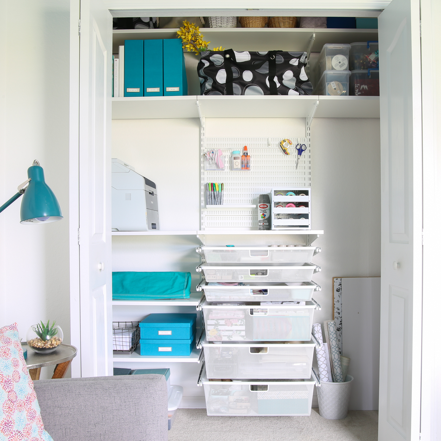 How to Create the Craft Closet Of Your Dreams