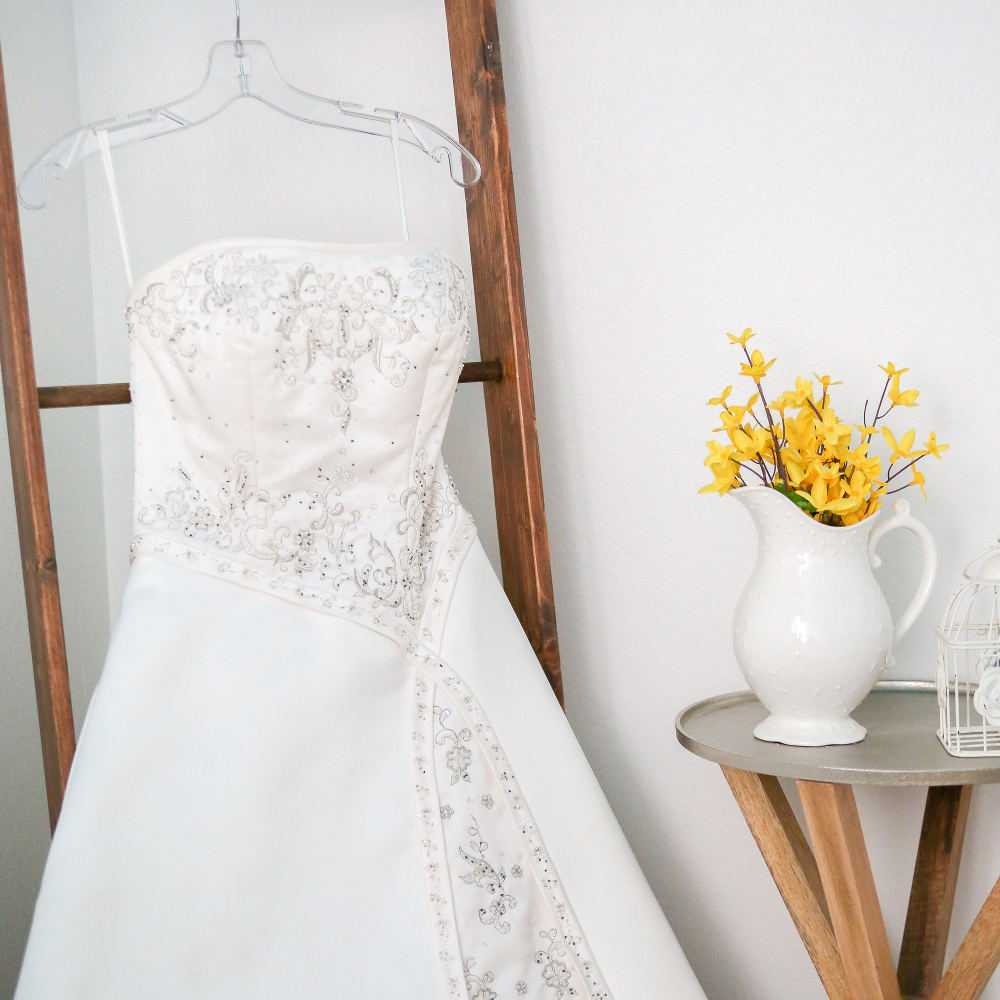 How to Declutter Your Wedding Dress (With No Regrets!)